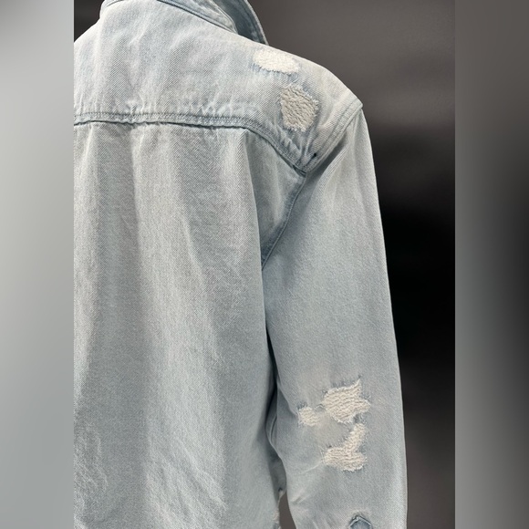 Zara Relaxed Fit Denim Distressed Ripped Jean Jacket Size XL - Picture 9 of 11